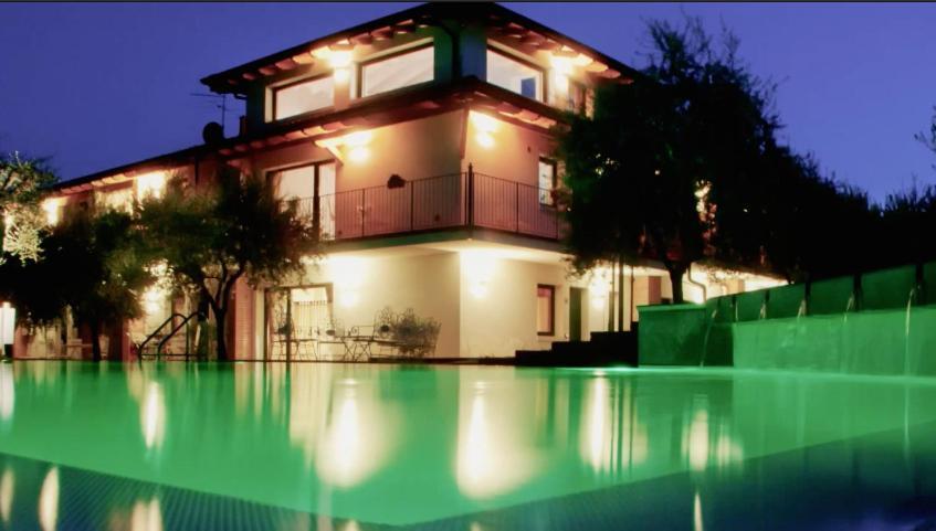 Residence Ulivi Cavaion Veronese Bagian luar foto