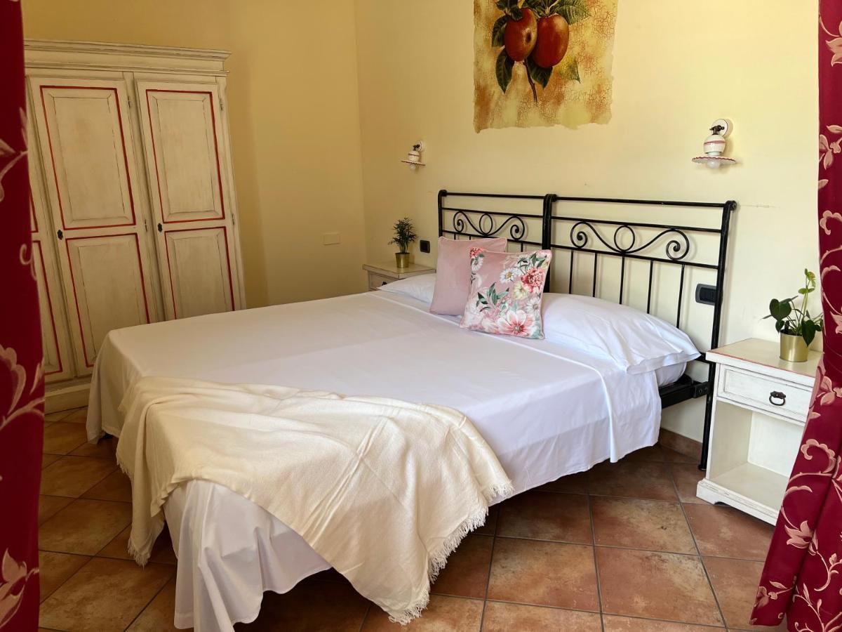 Residence Ulivi Cavaion Veronese Bagian luar foto