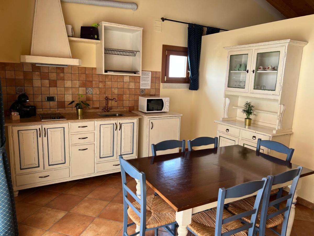 Residence Ulivi Cavaion Veronese Bagian luar foto