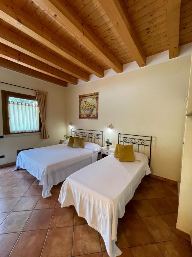 Residence Ulivi Cavaion Veronese Bagian luar foto